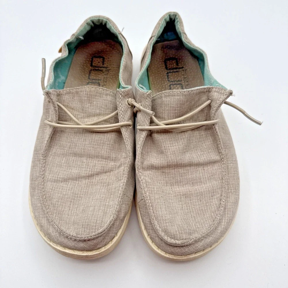 Hey Dudes Womens size 6 khaki/linen Wendy‎ Chambray Beige shoes